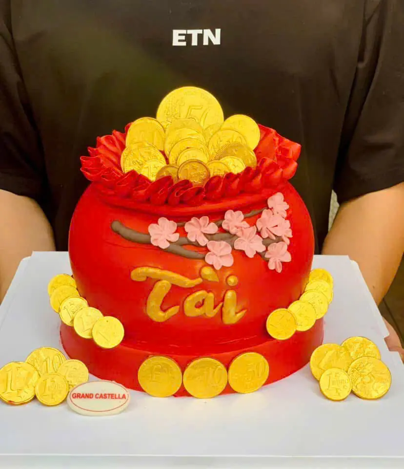 Bánh kem bơ tài lộc – Biểu tượng may mắn cho mùa Tết trọn vẹn