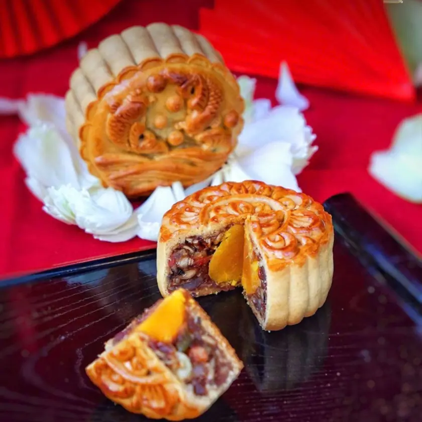 Bánh Trung Thu Thập Cẩm Gà Xá Xíu Grand Castella