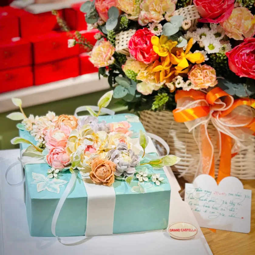 Cùng Nhìn Lại Tháng 10 Grand Castella
